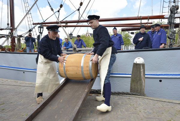 Binnenhalen van de haring RvR lowres